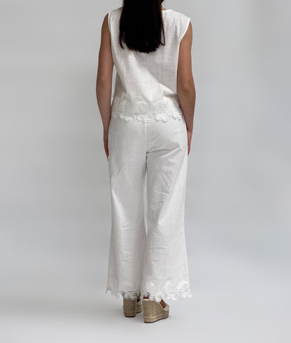 CONJUNTO DE CAMISOLA E CALÇAS EM LINHO 100%