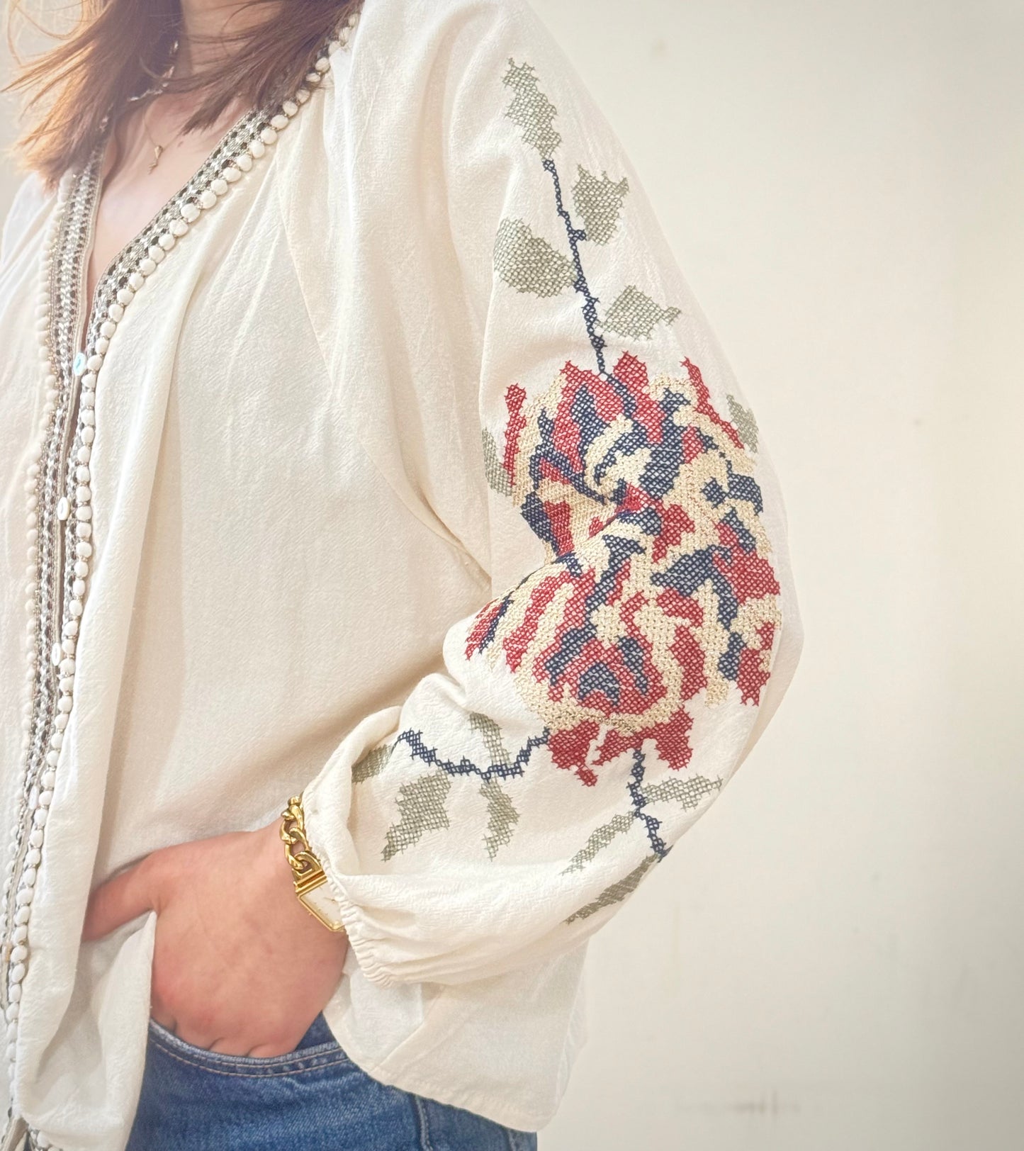 BLUSA BORDADOS FLORES PONTO DE CRUZ