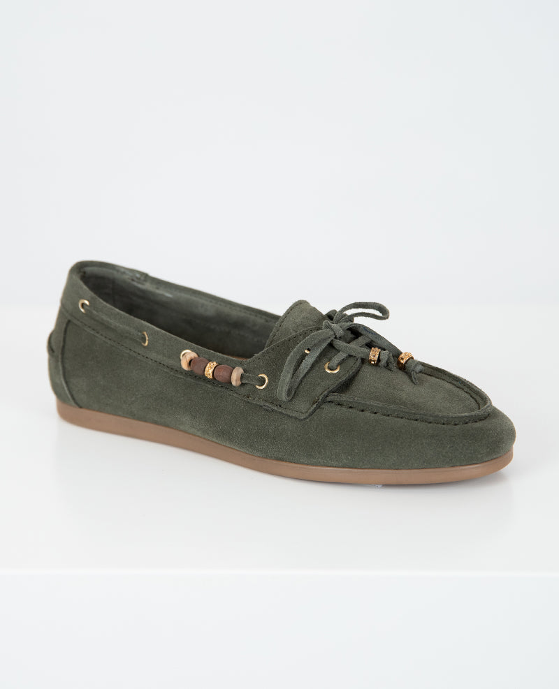 MOCASSINS DE PELE COM MISSANGAS