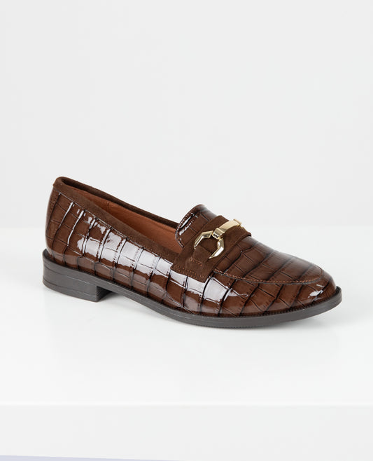 Mocassim envernizado de croco
